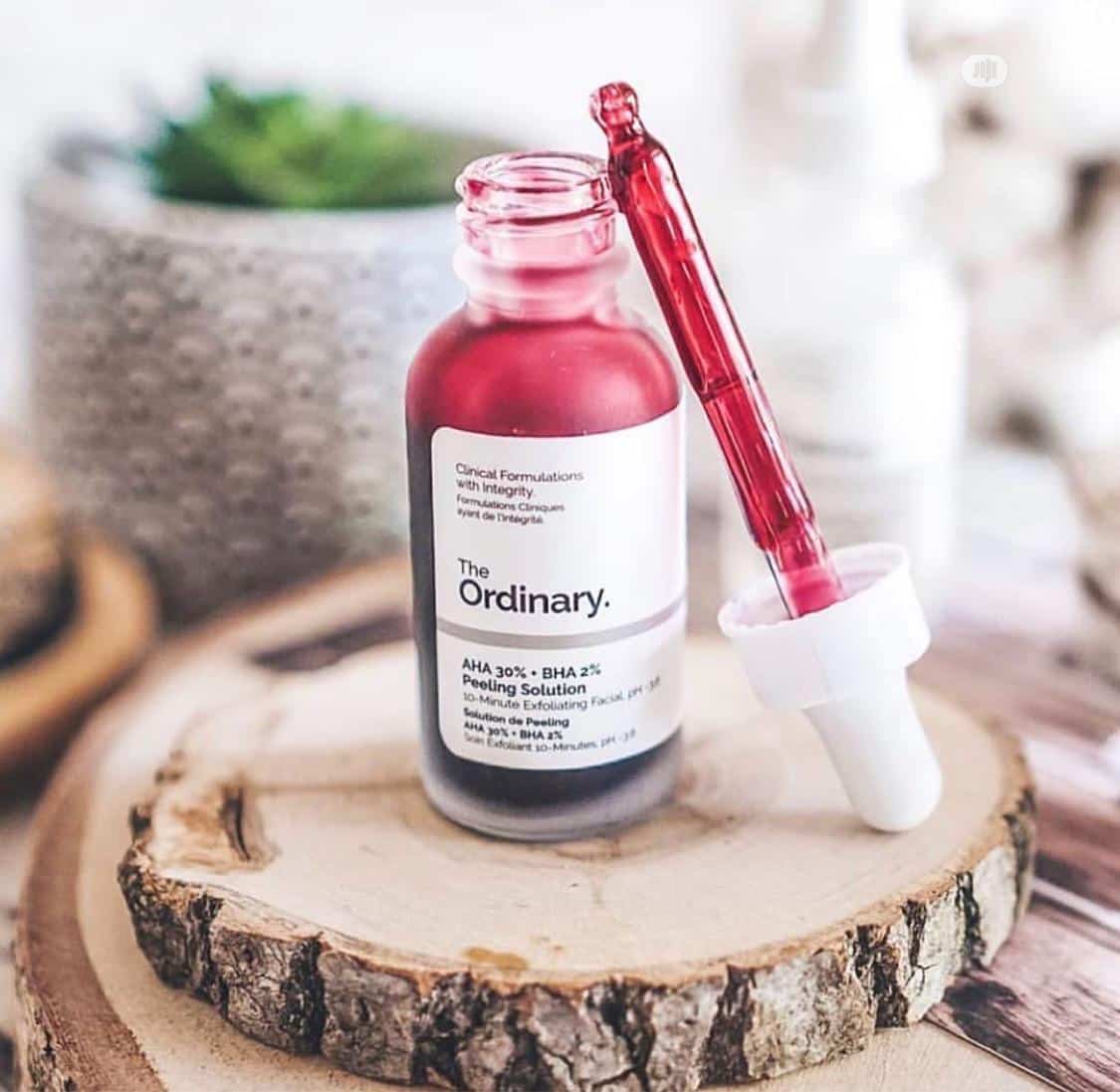 THE ORDINARY – AHA 30% + BHA 2% PEELING SOLUTION